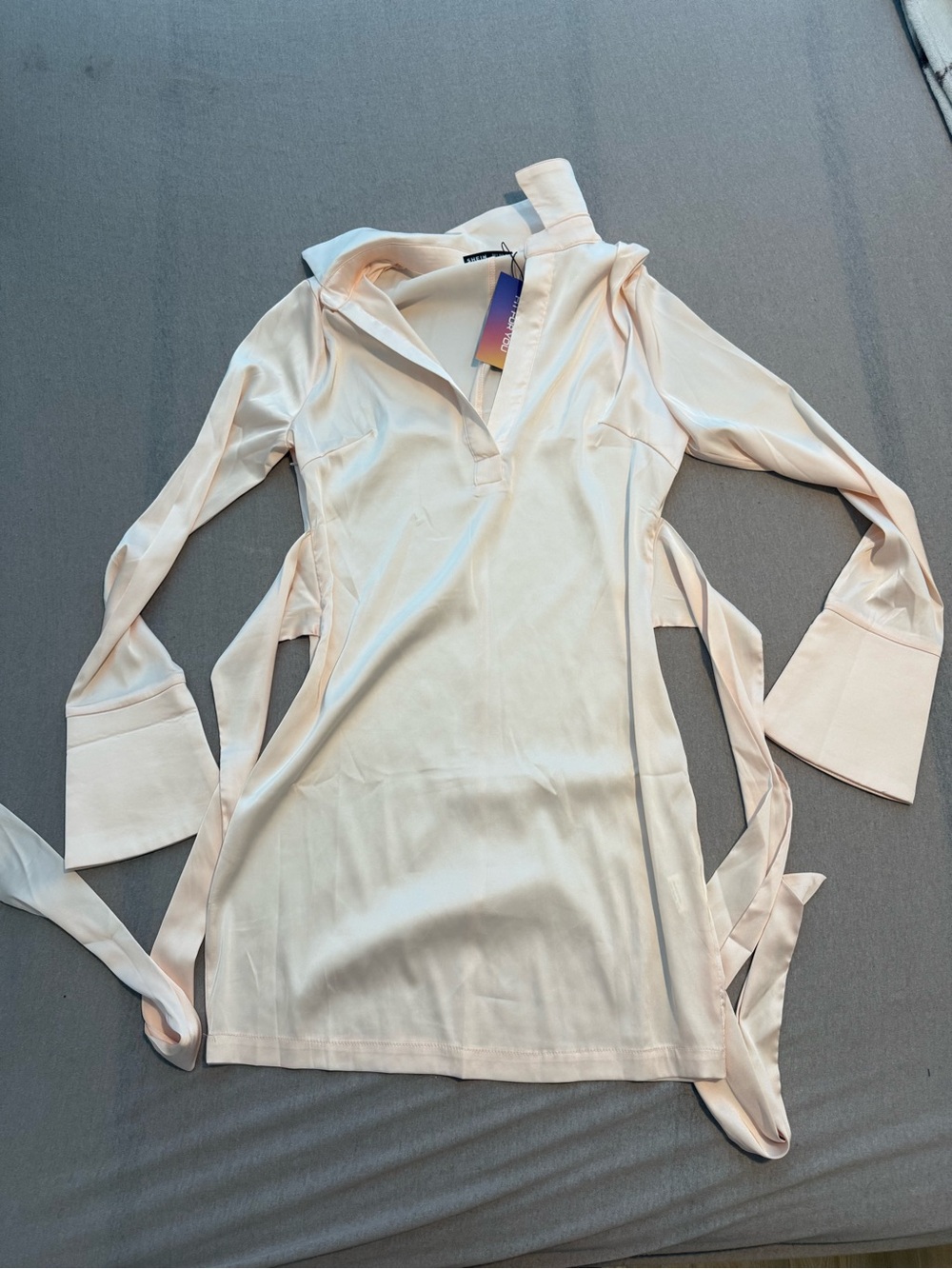 SHEIN Pale Pink Long Sleeve V-Neck Tie Waist Dress